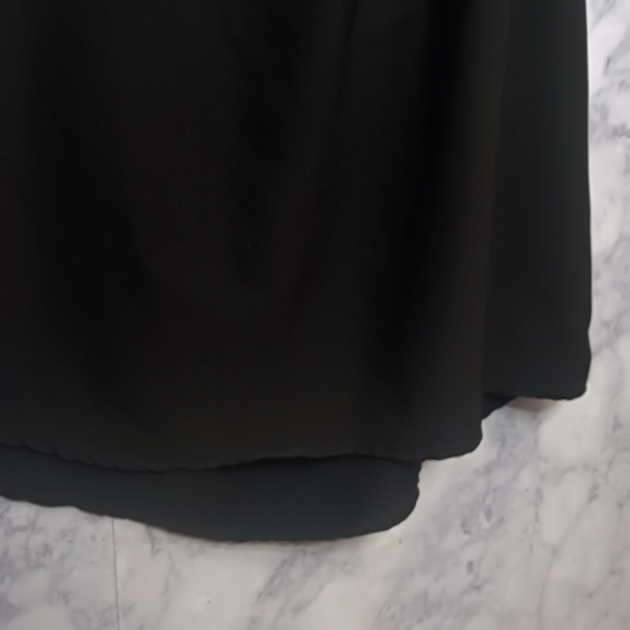 Prototype Cami Top Women Size M Neutral Black Ruffle Sleeveless Relaxes Fit - Picture 4 of 7